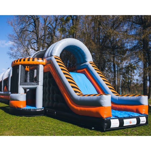 Parcours d'obstacles gonflable CrashRunner - 24 m