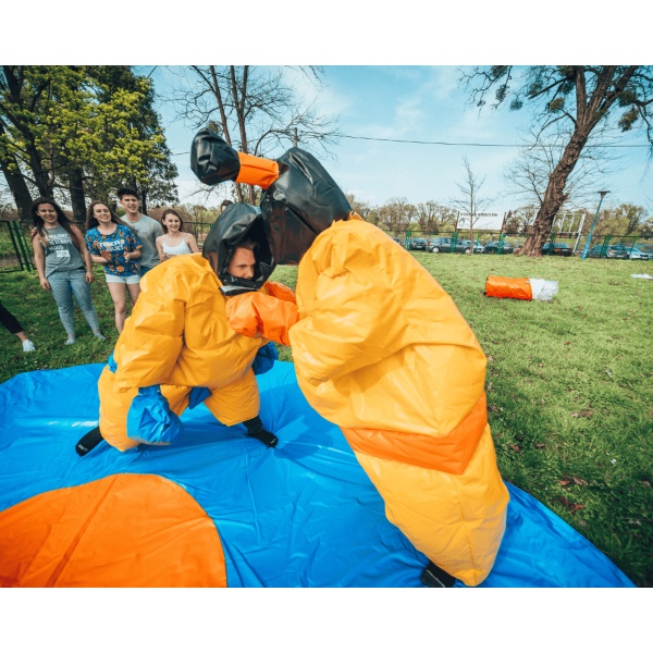 Costumes SUMO pour enfants avec tapis