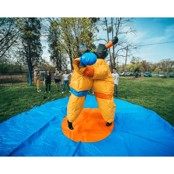 Costumes de SUMO pour adultes avec tapis