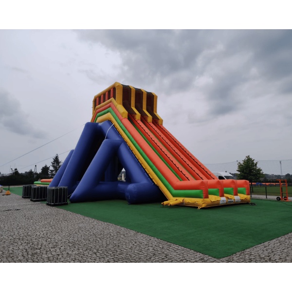 Toboggan gonflable aquatique Giga - 52 mètres