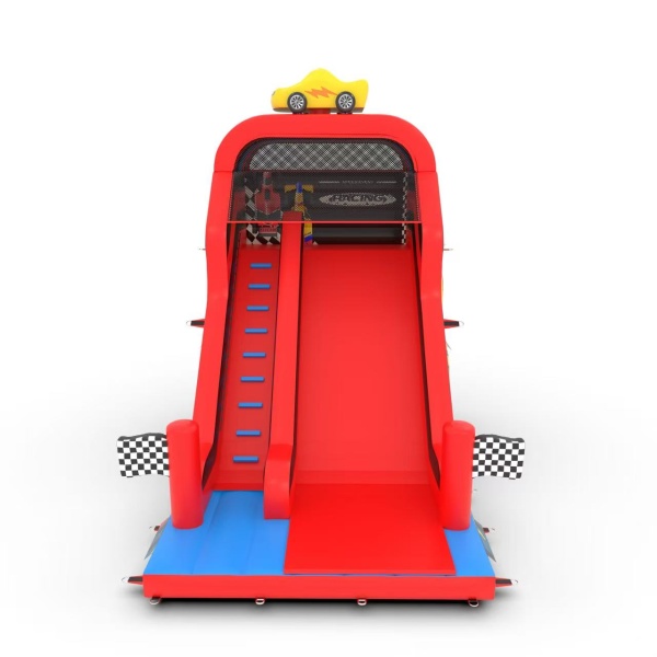 Toboggan gonflable avec imprimé sur le thème des voitures
