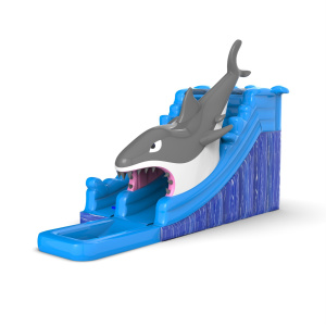 Toboggan gonflable avec requin
